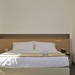 Cub Torre Salinas (adults Only) 4*