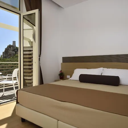 Cub Torre Salinas (adults Only) 4* San Priamo