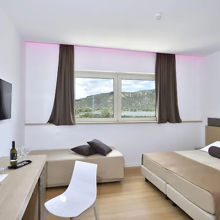 酒店 Cub Torre Salinas (adults Only) 4*