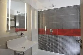 Cub Torre Salinas (adults Only) San Priamo