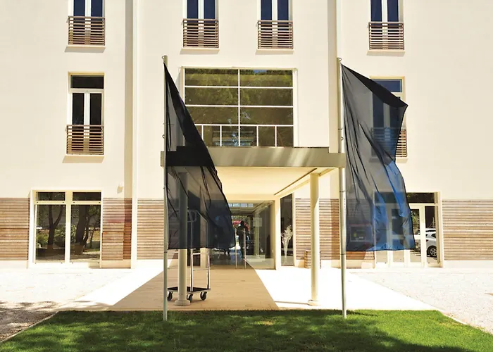 Cub Torre Salinas Hotel